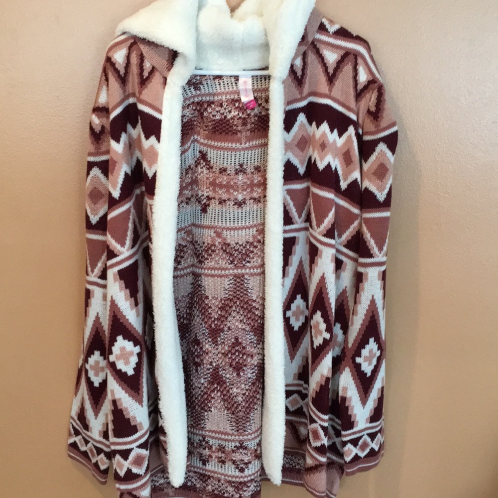 🔥🖤 Hooded Long cardigan with Aztec pattern